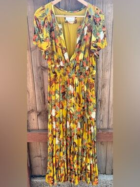 Anthropologie Somerset Yellow Botanical V-Neck Maxi Dress